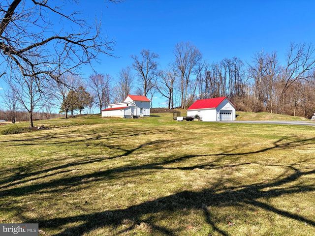 13669 APPLE HARVEST DR, Martinsburg, WV 25403