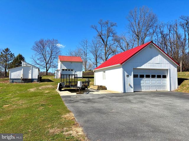 13669 APPLE HARVEST DR, Martinsburg, WV 25403