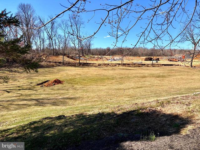 13669 APPLE HARVEST DR, Martinsburg, WV 25403
