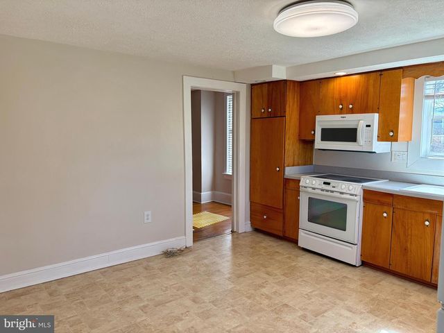 13669 APPLE HARVEST DR, Martinsburg, WV 25403
