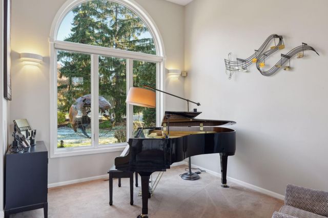 1317 Forest Park Lane, Burnsville, MN 55337