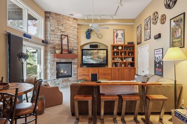 1317 Forest Park Lane, Burnsville, MN 55337