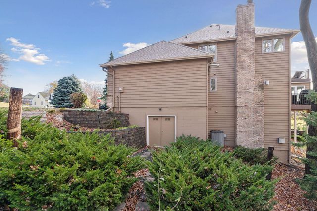 1317 Forest Park Lane, Burnsville, MN 55337