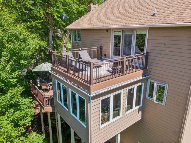 1317 Forest Park Lane, Burnsville, MN 55337