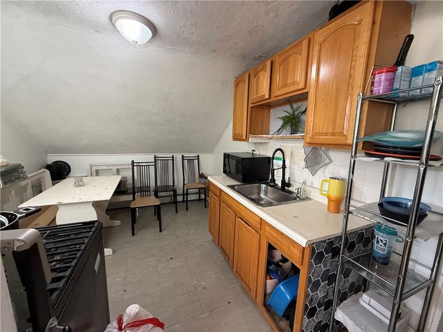 316 Orms Street, Providence, RI 02908