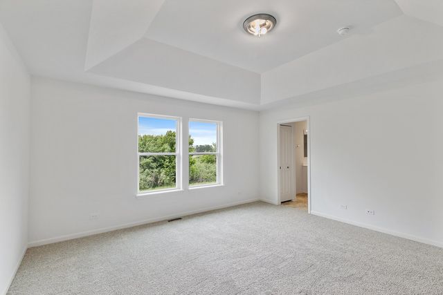 32018 Savannah Drive, Lakemoor, IL 60051