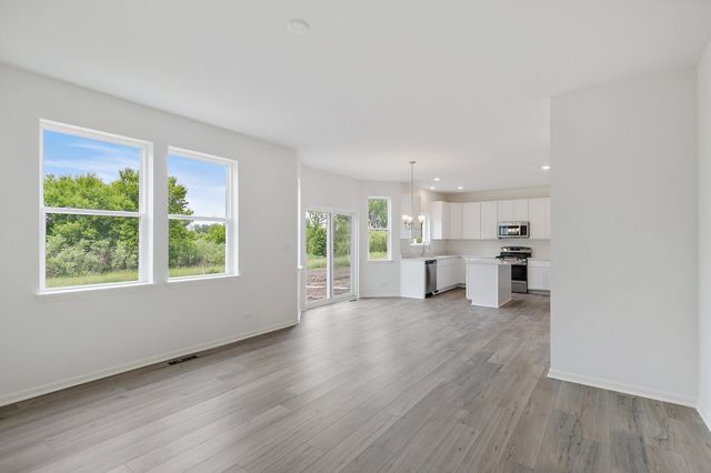 32018 Savannah Drive, Lakemoor, IL 60051