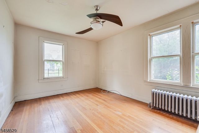 462 Union Ave, Middlesex Boro, NJ 08846