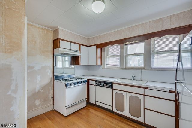 462 Union Ave, Middlesex Boro, NJ 08846