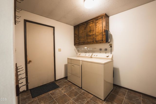 1714 NW 53rd Street, Redmond, OR 97756
