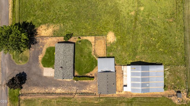 1714 NW 53rd Street, Redmond, OR 97756