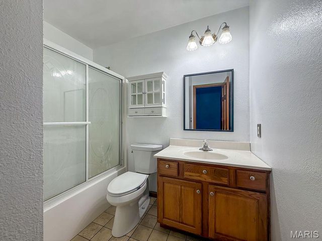 1504 Essex Heights Drive, De Soto, MO 63020
