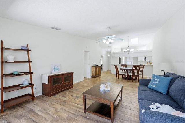 5604 37TH STREET E, Bradenton, FL 34203