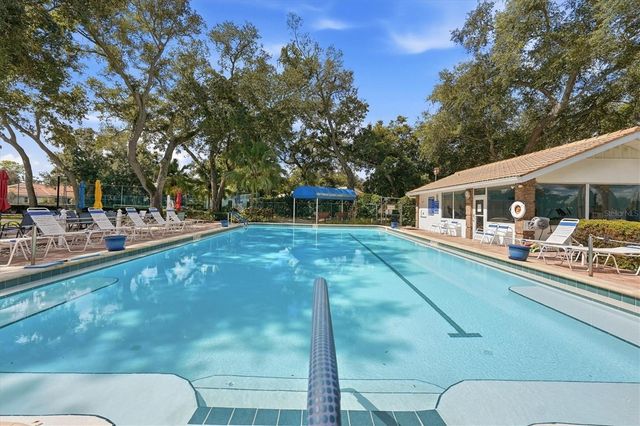 5604 37TH STREET E, Bradenton, FL 34203