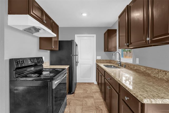 5390 BOTANY COURT, Orlando, FL 32811