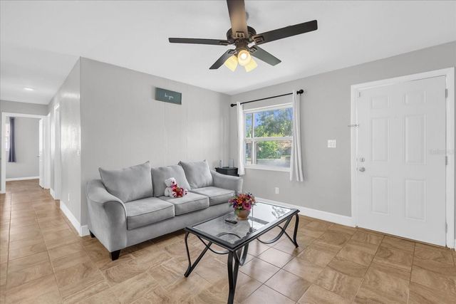 5390 BOTANY COURT, Orlando, FL 32811