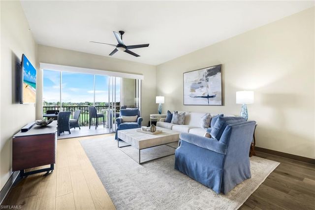 7655 Pebble Creek CIR 404, Naples, FL 34108