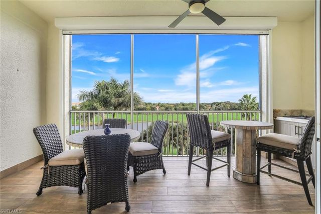 7655 Pebble Creek CIR 404, Naples, FL 34108