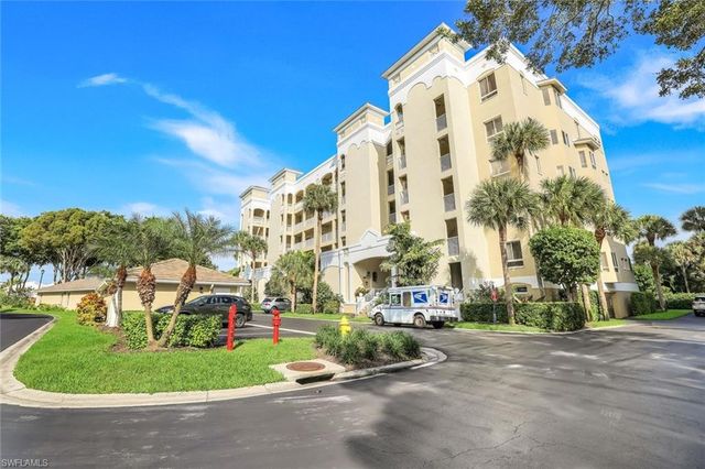 7655 Pebble Creek CIR 404, Naples, FL 34108