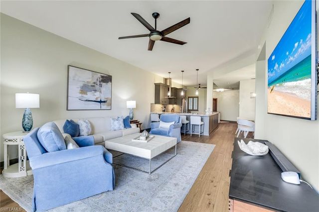 7655 Pebble Creek CIR 404, Naples, FL 34108