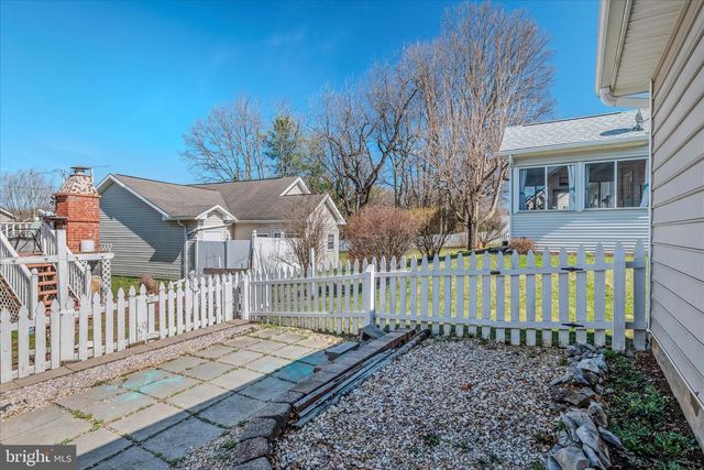 110 ARTISAN WAY, Martinsburg, WV 25401