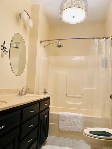 205 Reid Street, Hot Springs, AR 71901