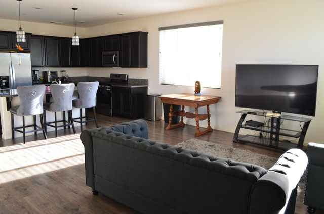 3136 E Harter Avenue, Visalia, CA 93292