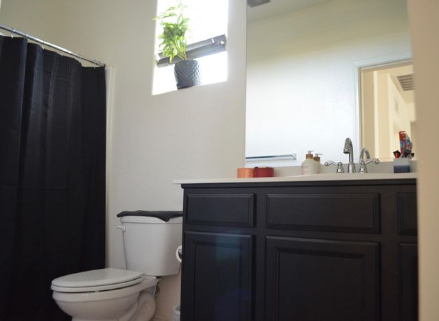 3136 E Harter Avenue, Visalia, CA 93292