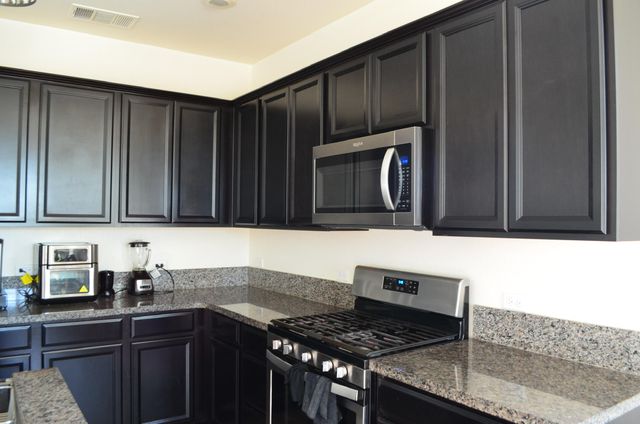 3136 E Harter Avenue, Visalia, CA 93292