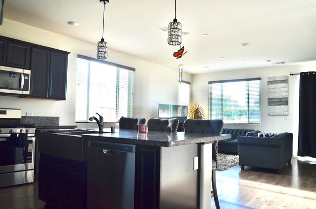 3136 E Harter Avenue, Visalia, CA 93292