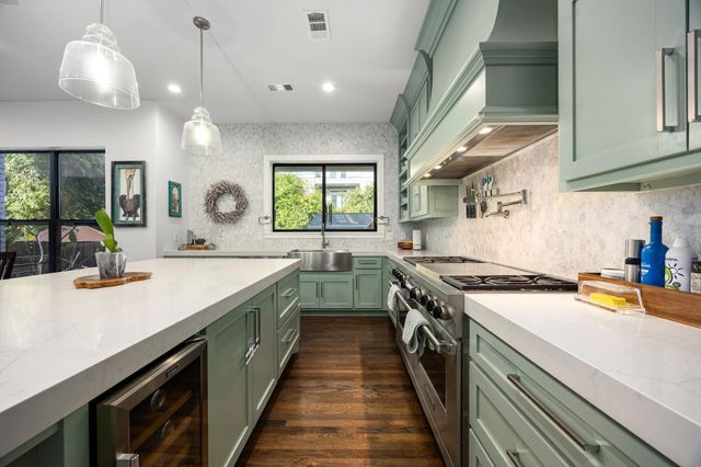 1906 Swift Boulevard, Houston, TX 77030