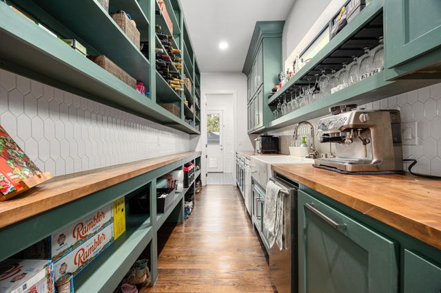 1906 Swift Boulevard, Houston, TX 77030