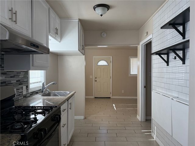 294 Linda Rosa Ave, Pasadena, CA 91107