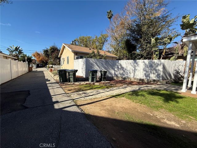 294 Linda Rosa Ave, Pasadena, CA 91107