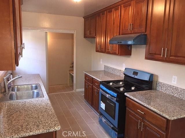 294 Linda Rosa Ave, Pasadena, CA 91107