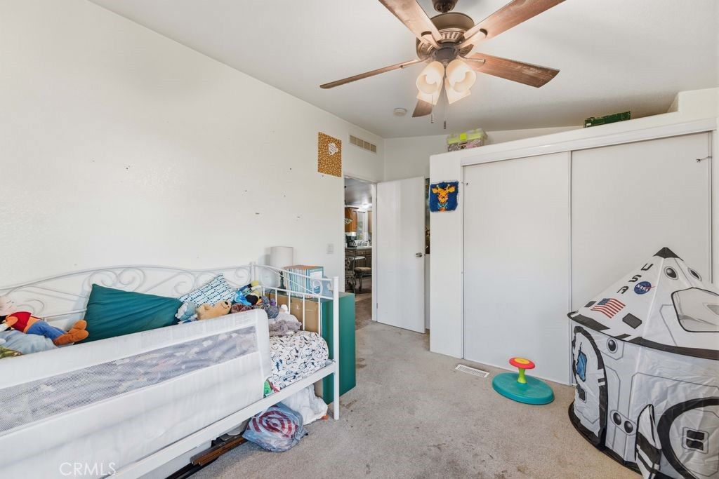 Image 19 of property listing at 40701 W Rancho Vista Boulevard 103, Palmdale, CA 93551