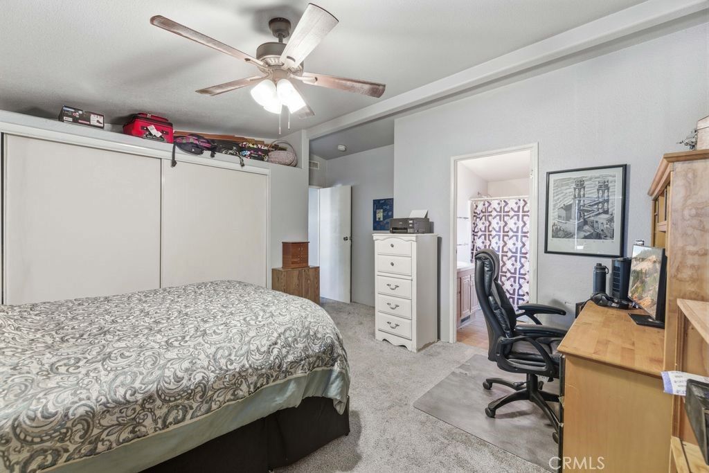 Image 25 of property listing at 40701 W Rancho Vista Boulevard 103, Palmdale, CA 93551