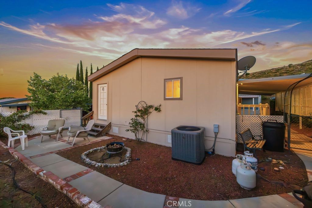 Image 29 of property listing at 40701 W Rancho Vista Boulevard 103, Palmdale, CA 93551