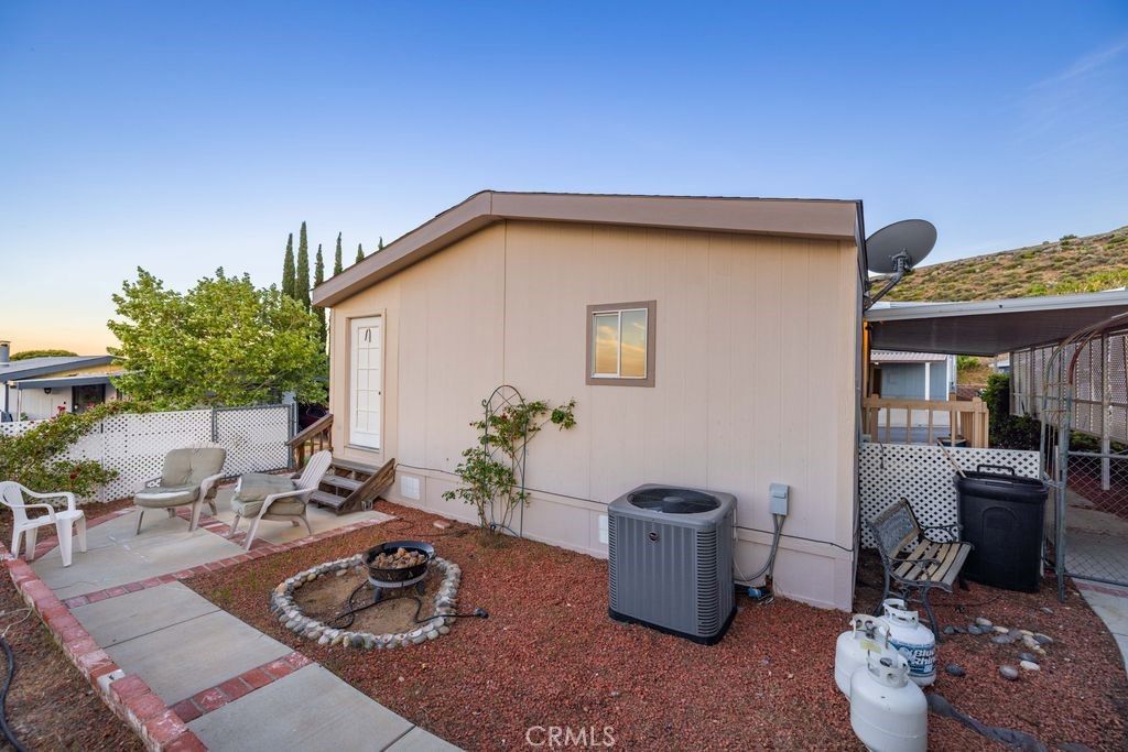 Image 30 of property listing at 40701 W Rancho Vista Boulevard 103, Palmdale, CA 93551