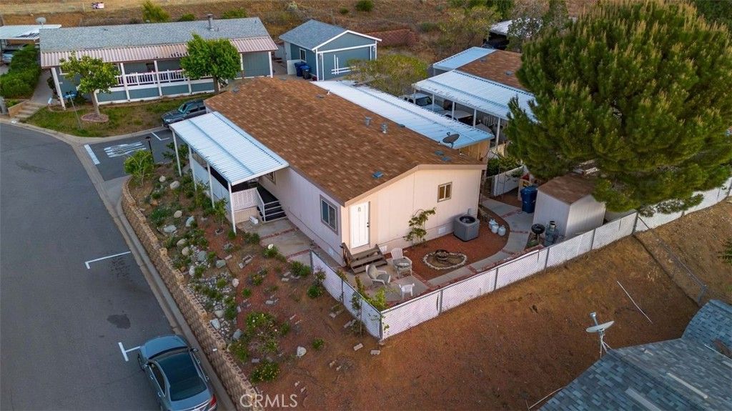 Image 33 of property listing at 40701 W Rancho Vista Boulevard 103, Palmdale, CA 93551