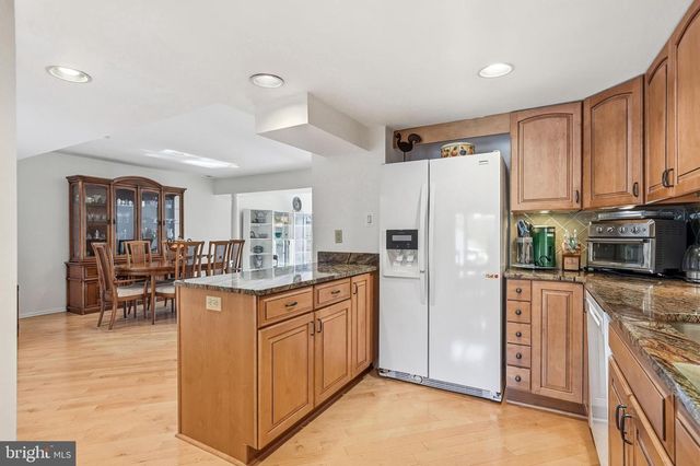 1606 CHANTICLEER, Cherry Hill, NJ 08003