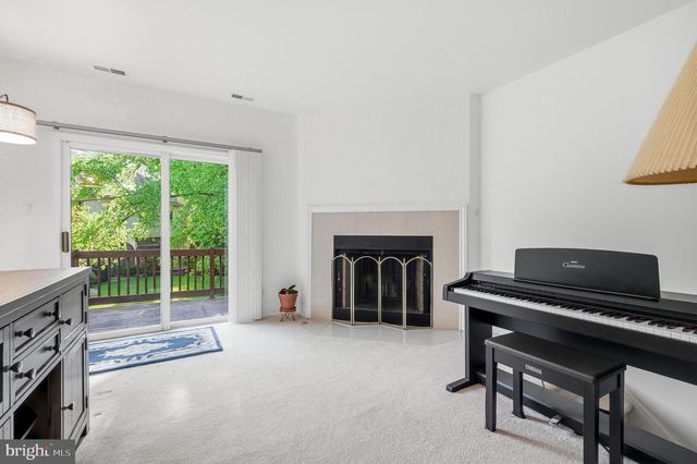 1606 CHANTICLEER, Cherry Hill, NJ 08003