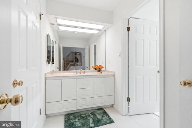 1606 CHANTICLEER, Cherry Hill, NJ 08003