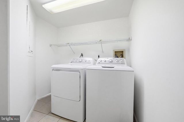 1606 CHANTICLEER, Cherry Hill, NJ 08003
