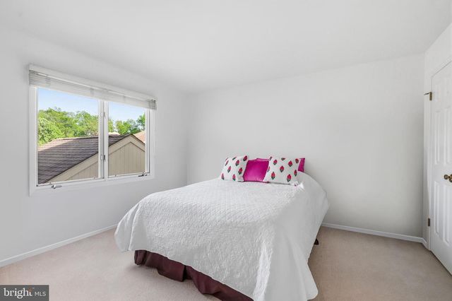 1606 CHANTICLEER, Cherry Hill, NJ 08003