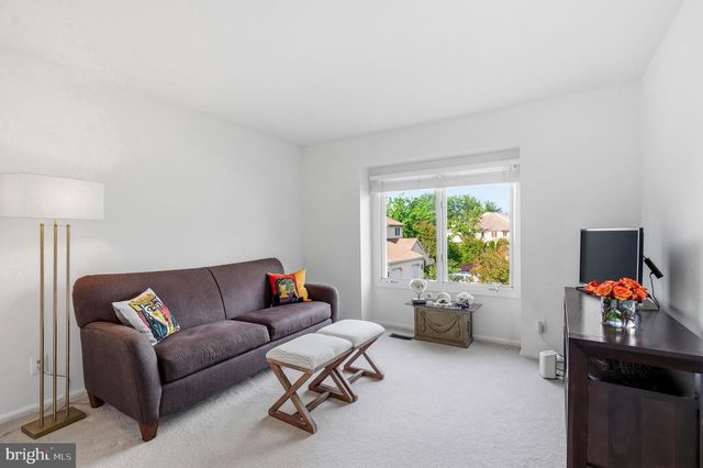 1606 CHANTICLEER, Cherry Hill, NJ 08003