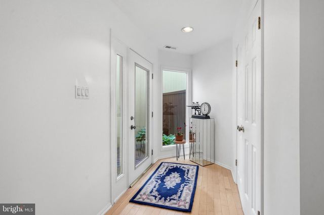 1606 CHANTICLEER, Cherry Hill, NJ 08003