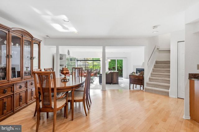 1606 CHANTICLEER, Cherry Hill, NJ 08003