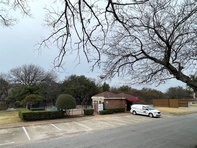 5619 Preston Oaks Road 205, Dallas, TX 75254