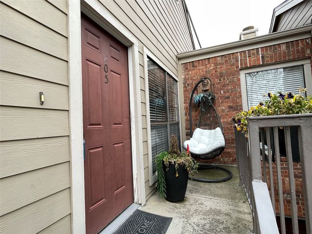 5619 Preston Oaks Road 205, Dallas, TX 75254